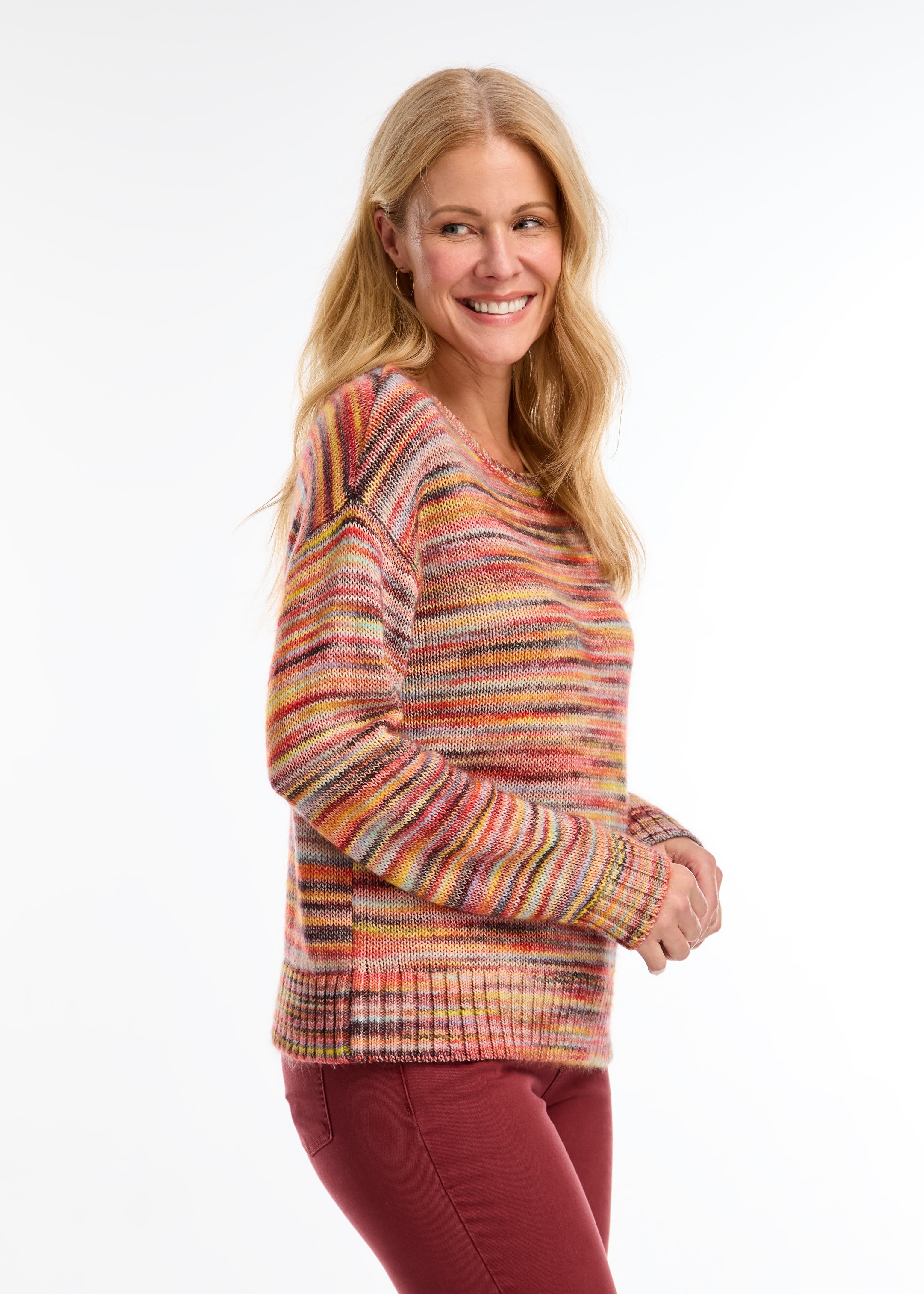 Expertly crafted for comfort, the FDJ Long Sleeve Spacedye Sweater boasts a soft texture that will keep you cozy all day long. Its classic crew neck design is accentuated by cheerful stripes, adding a pop of colour and style to any outfit. Elevate your wardrobe with this stylish and comfortable sweater.