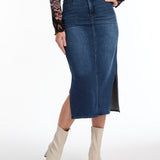 Crafted from soft denim, this FDJ column skirt offers comfort and versatility. With side slits for added mobility and style, this skirt is perfect for everyday wear or dressing up for a night out. Experience the luxurious feel of this skirt while looking effortlessly chic.