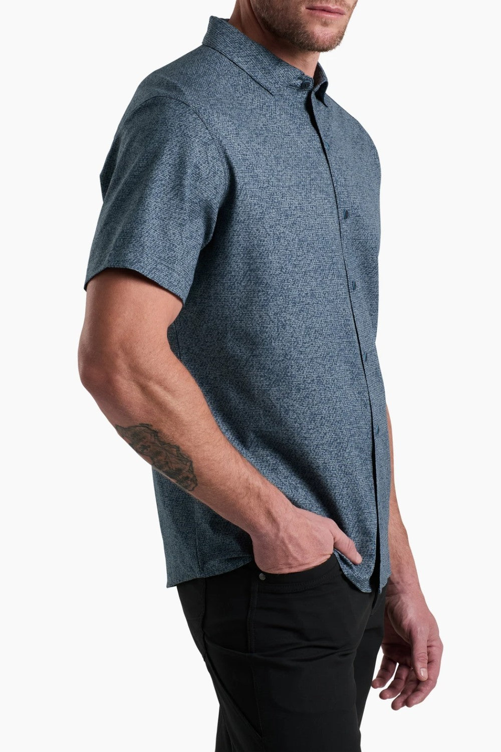 Nothing beats the heat like the KÜHL BREEZE. Our lightweight, perforated construction provides the ultimate in breathability, moisture control, and quick dry performance to keep you cool in warm temperatures. Featuring a versatile design, UV protection, and stretch, the comfort of the BREEZE will blow you away.