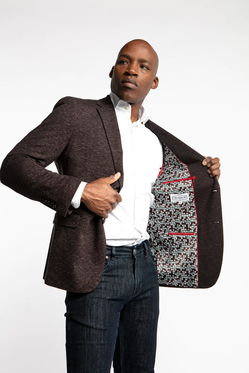 Rich colours, sweater like comfort, how can you go wrong? Like most 7 Downie St. sport coats, the Hart has a generous amount of stretch, allowing you to look your best without compromising comfort