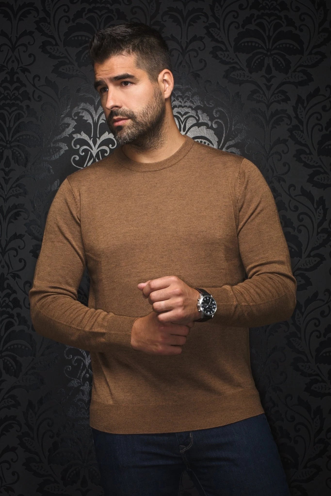 The MARINI sweater offers an elegant round neck and is&nbsp;crafted from an extra-fine merino wool blend. It features a rib-knit round neck, cuffs and Size&nbsp;for a comfortable fit.&nbsp;The sweater is made from a high-twist yarn, which not only enhances its durability, but also allows for breathability and makes it hygroscopic, capable of effectively managing moisture.&nbsp;