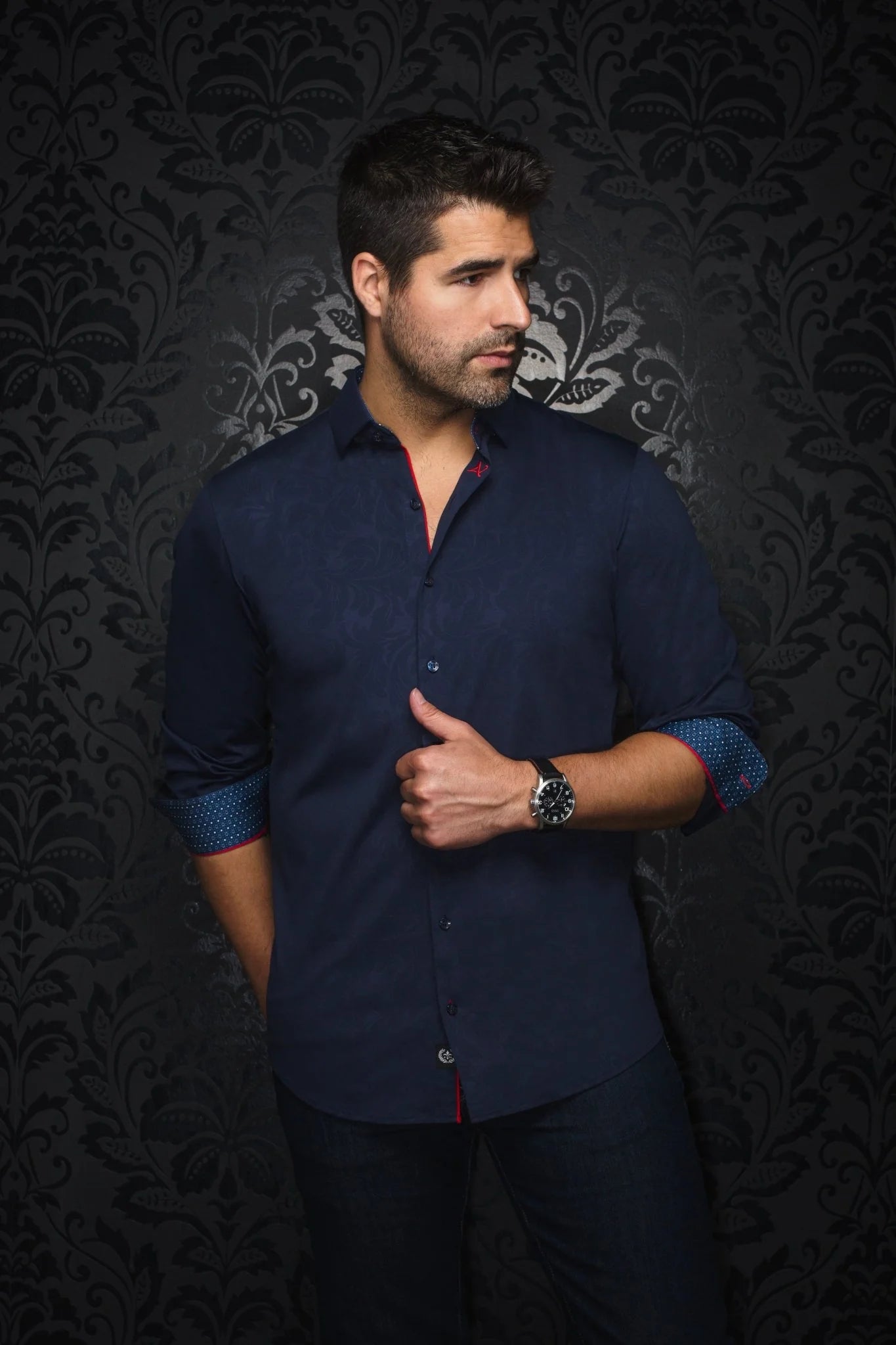 This is a collection of comfortable, performance stretch, fashionable dressy and casual shirts. Stand out from the crowd, thanks to Au Noirs cleaver use of contrasting patterns and sophisticated details. Comfortable with a high quality, performance stretch cotton fabric.&nbsp;