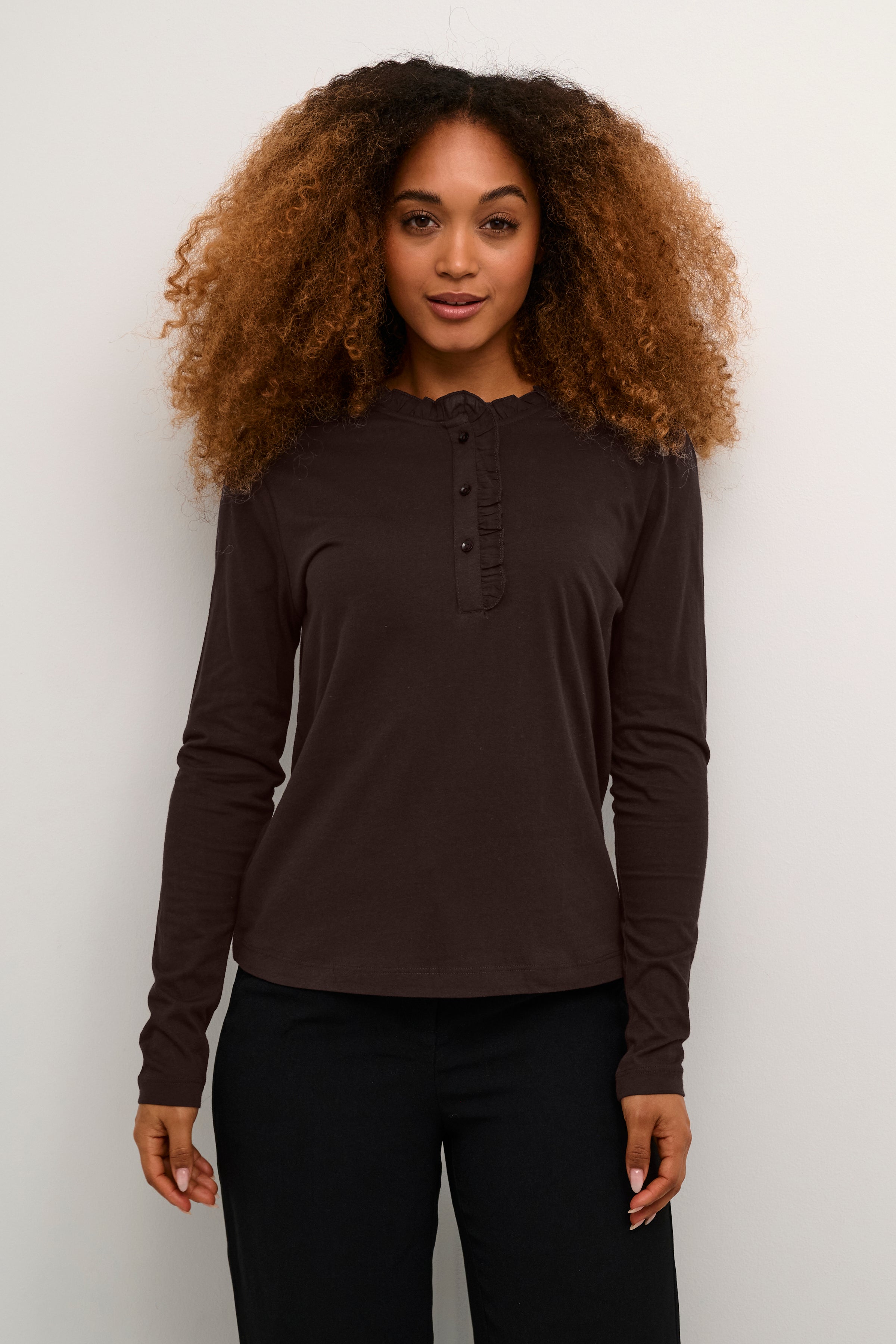 This Cream Naia Flounce Blouse is a must-have for any wardrobe. Made from high-quality Naia fabric, it offers both comfort and style. With a flouncy design and elegant cream colour, this blouse is perfect for both casual and formal occasions. Upgrade your wardrobe with this versatile and timeless piece.