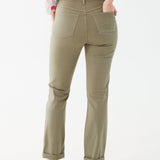 Introducing FDJ PETITE Suzanne Straight Leg jeans, featuring a flattering fit and versatile styling in Fern.