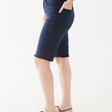 Effortlessly stylish and comfortable, the FDJ Suzanne Bermuda Short in navy is a must-have for any wardrobe.