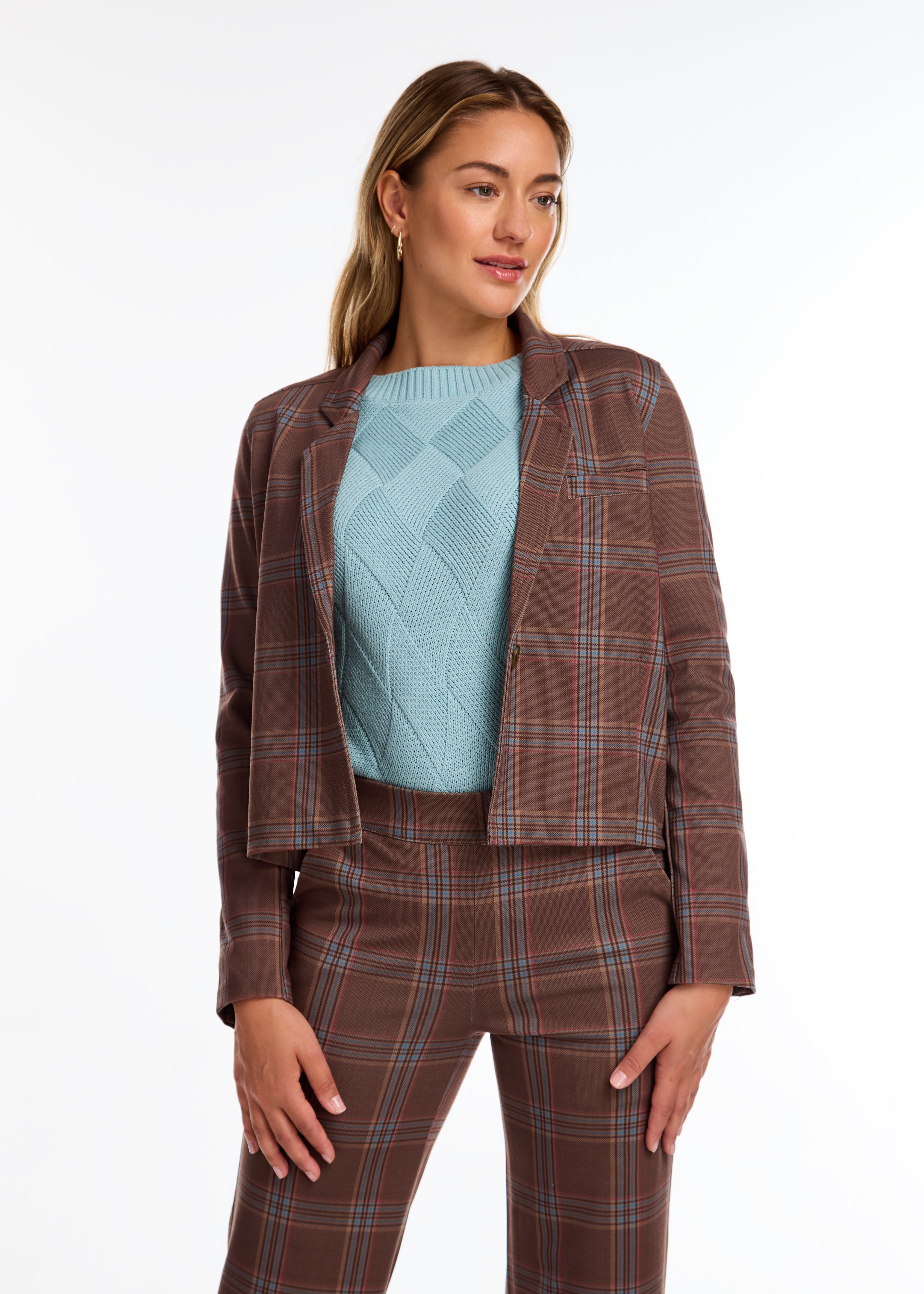 Pair this classic Ponte De Roma blazer with your favourite jeans or trousers for a chic and polished look.