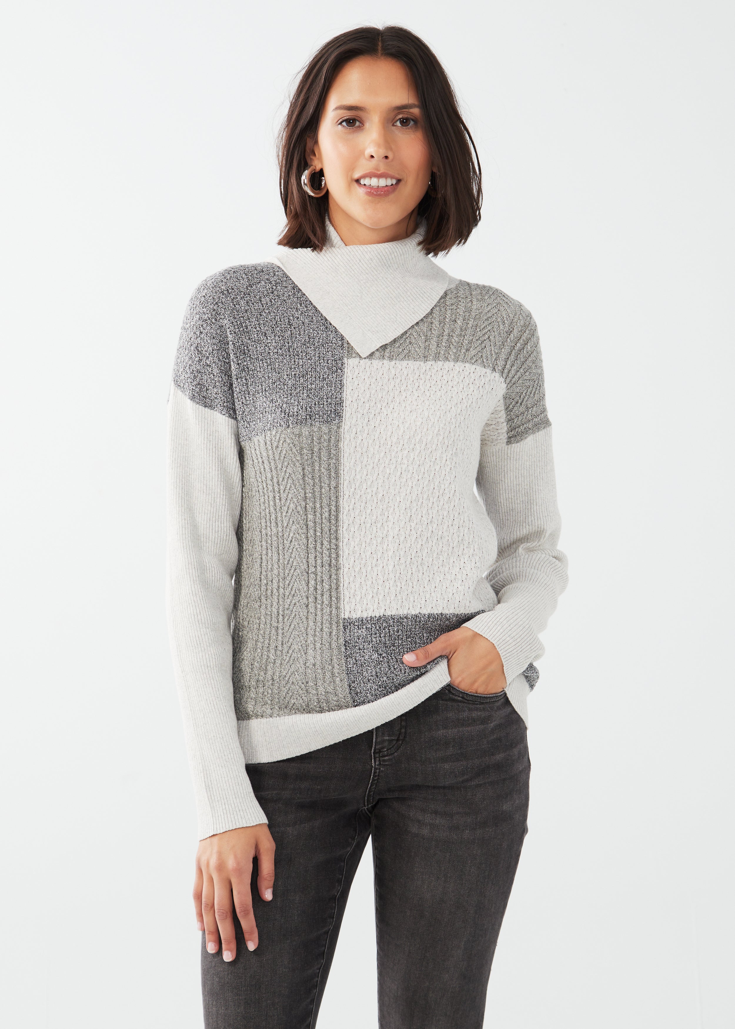 Elevate your wardrobe with our must-have sweater, available in two versatile colours and made of cotton in a cable knit pattern, ensuring a cozy yet stylish choice for every season 100% Cotton