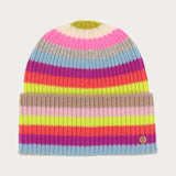 A good mood accessory for the cold season: the FRAAS chunky knit beanie has a relaxed look with its striped pattern in bright colours. Thanks to the wide brim, the beanie, which is made from 100% wool, adapts perfectly to the shape of the head. This keeps your head and ears nice and warm even in cold temperatures.