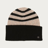 A casual accessory for the cold season: the FRAAS chunky knit beanie has a relaxed look with its striped pattern. Thanks to the wide brim, the beanie made from a wool blend hugs the head perfectly. This keeps your head and ears nice and warm even in cold temperatures.