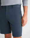 The Calcutta Shorts are made of a lightweight and stretchy performance based woven fabric that looks good and feels even better. Features like a rubberized waistband ensure a sturdy fit and feel.
