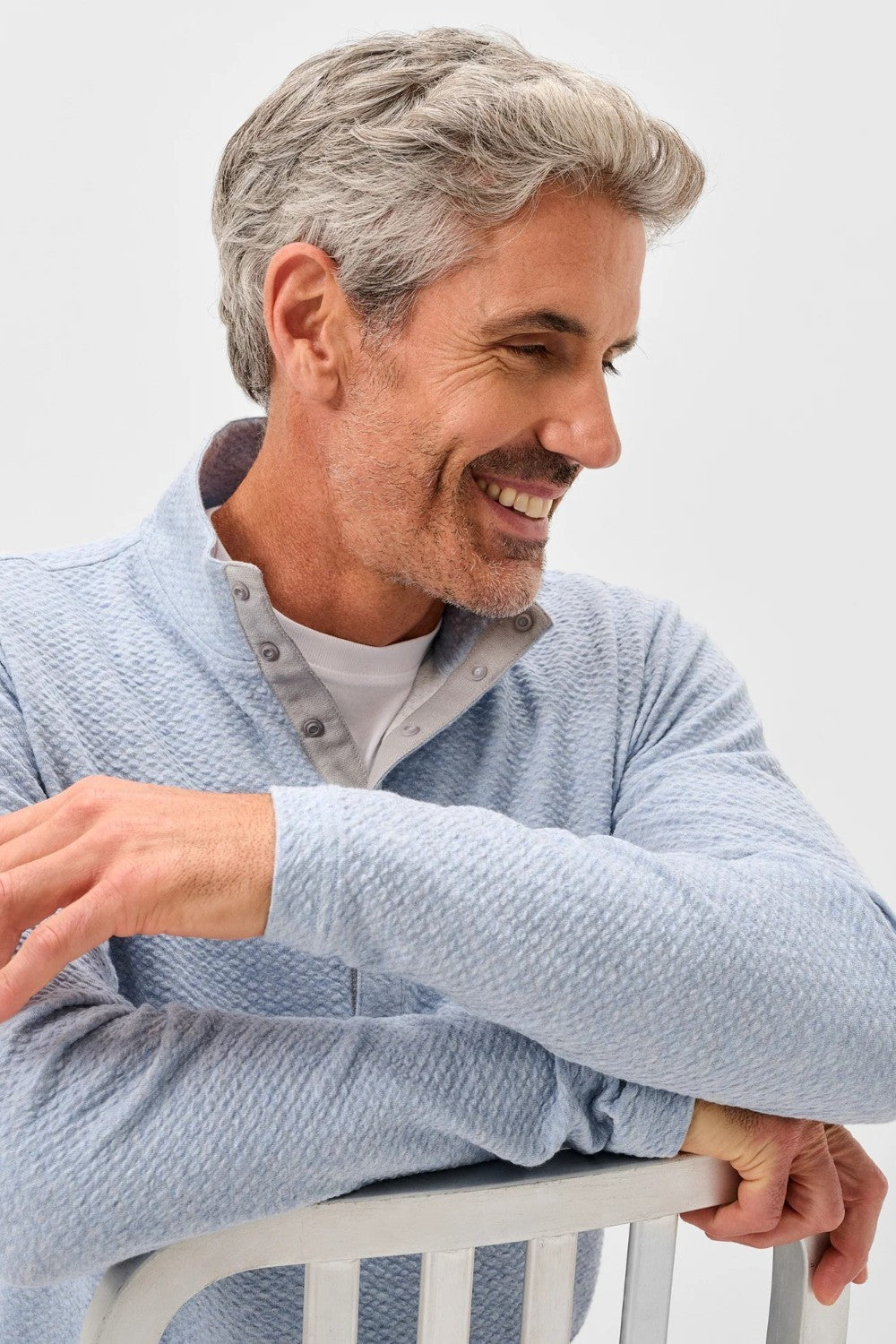 The Ransel is made from a cotton-modal blend that feels like your favorite pullover made new. Knit for a textured finish and rounded out with a clean hidden snap placket, it’s an easy choice for either jeans or gym shorts.