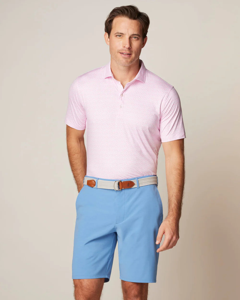 Made with our Featherweight Performance fabric, aka: the shirt you want on the hottest day of the year, this polo if perfect for the guy who likes to stay cool when the sun's at its peak.