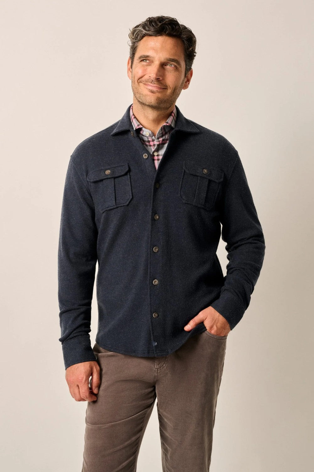 From our Top Shelf collection, this Lodge Shirt in an ultra-soft herringbone stretch cotton flannel blend gives you the benefits of a classic overshirt and the weight and warmth of a work jacket.