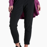 Featuring a streamlined look, the lightweight VANTAGE Crop will elevate any adventure. A pull-on waistband with drawcord combines with stretch and rebound for the ideal fit that never loses form. Quick dry, moisture-wicking performance with maximum sun protection to extend your time outdoors.