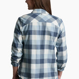 For work, play, and everything in between, the DARCY Flannel can do it all. Our incredibly soft cotton and Tencel fabric delivers breathable comfort for any activity. Featuring a relaxed fit with room to layer underneath, our cozy snap-up design features contrasting fabric details for a stylish touch.