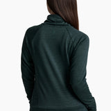 Featuring our soft, midweight sweater fabric and a cozy cowlneck, the ELIA™ bridges the gap between active and everyday. For casual social gatherings, office work, or layered-up performance, this versatile top delivers a flattering fit to any adventure. Equipped with a kangaroo pocket and signature thumb loops.