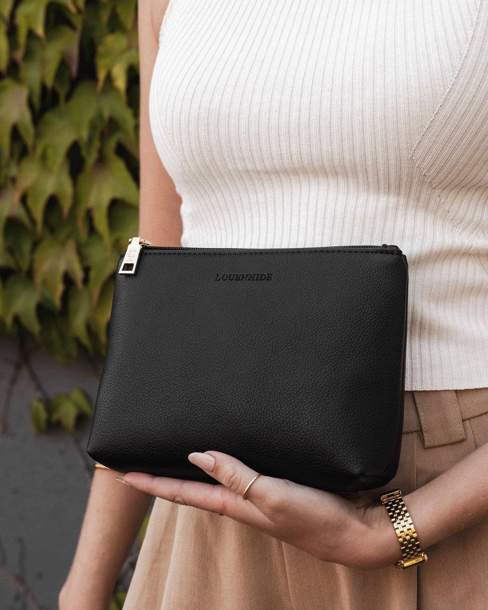 The Louenhide Monaco Everyday Pouch Set is a versatile duo that blends effortless style with practical functionality. Featuring the slouchy elegance of the Monaco Shoulder Bag and the clean design of the Everyday Pouch, this set is perfect for carrying and organizing your essentials with ease. Whether you’re heading to work, lunch with friends, or running errands, the Monaco’s spacious interior and the Everyday Pouch’s streamlined storage keep you stylishly prepared for any occasion. Seamlessly coordinated,