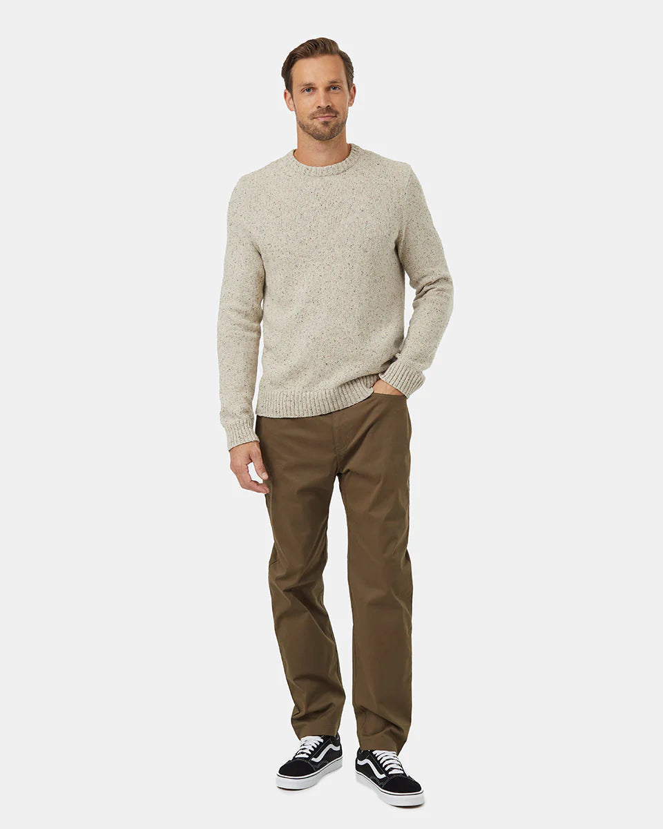 Step up your sweater game with our fresh spin on our classic knit crew. Made from 100% organic cotton yarn with a contrast nep, it delivers a unique touch of texture and colour.