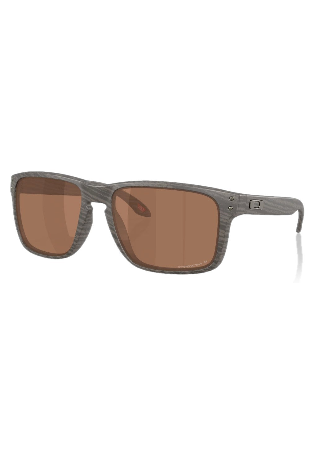 Holbrook is a timeless, classic design fused with modern Oakley technology. Inspired by the screen heroes from the 1940s, 50s, and 60s, this design epitomizes the spirit of exploration and adventure. The iconic American frame design is accented by metal rivets and Oakley icons, perfect for those who seek equal parts performance and style..