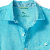 Escape to the islands with the Tommy Bahama Breeze Fade Linen Shirt! This luxurious shirt in Horizon blue will make you feel like you're on a tropical vacation. Made from high-quality linen, it will keep you cool and comfortable while adding a touch of island style to any wardrobe.