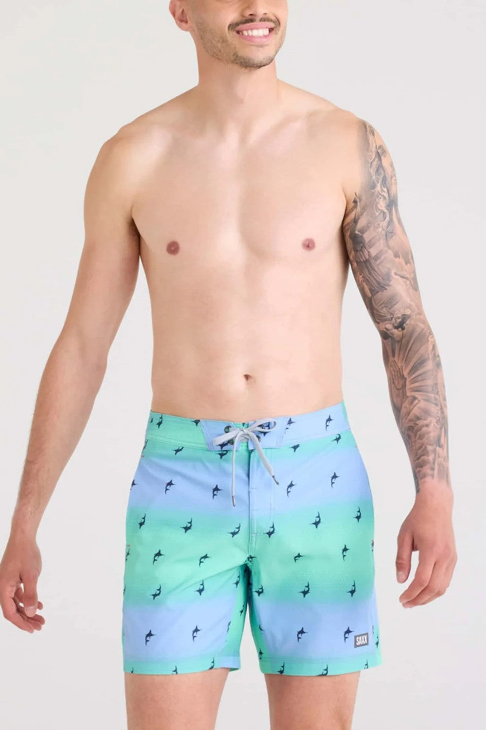 Betawave is a super-supportive board short equipped with the BallPark Pouch®. Integrated with a DropTemp Cooling Hydro Liner, this style delivers chill, chafe-free comfort for guys who ride the waves.