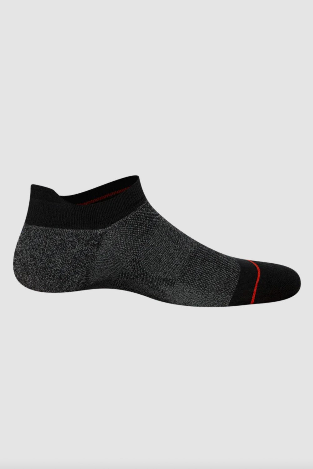 The Whole Package is an everyday pair supercharged with performance features. Its yarn blend wicks sweat and fights stanky feet, while its cushioned construction offers exceptional comfort for all-day wear. Seriously. It’s right there in the name. This sock is the Whole Package.
