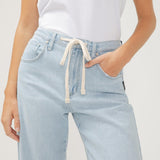 On-trend and effortless, our Be Easy women’s straight leg jeans are the laid-back pair that still elevate your style. Feel stylish but be at ease with an adjustable drawstring waist, comfortable high rise, relaxed fit and straight-leg silhouette that flatters your shape and goes with everything.