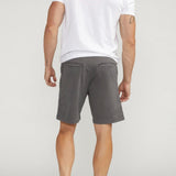 The perfect chino short does exist, and it's made with Essential Twill. Our pull-on chino merges comfort and style for a pair that'll match anything in your closet. Keep it casual with a tee, or dress them up with a polo. These are sure to be your go-tos for spring and summer