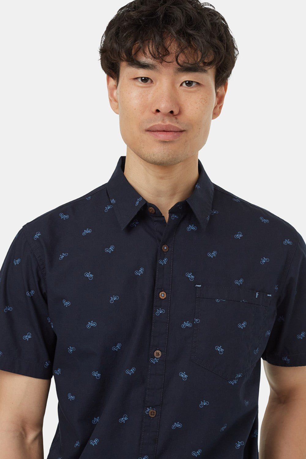 Biking is better for the planet. So is wearing this organic cotton shirt that cuts down on waste, CO2 emissions, and harsh chemicals. Why not do both?