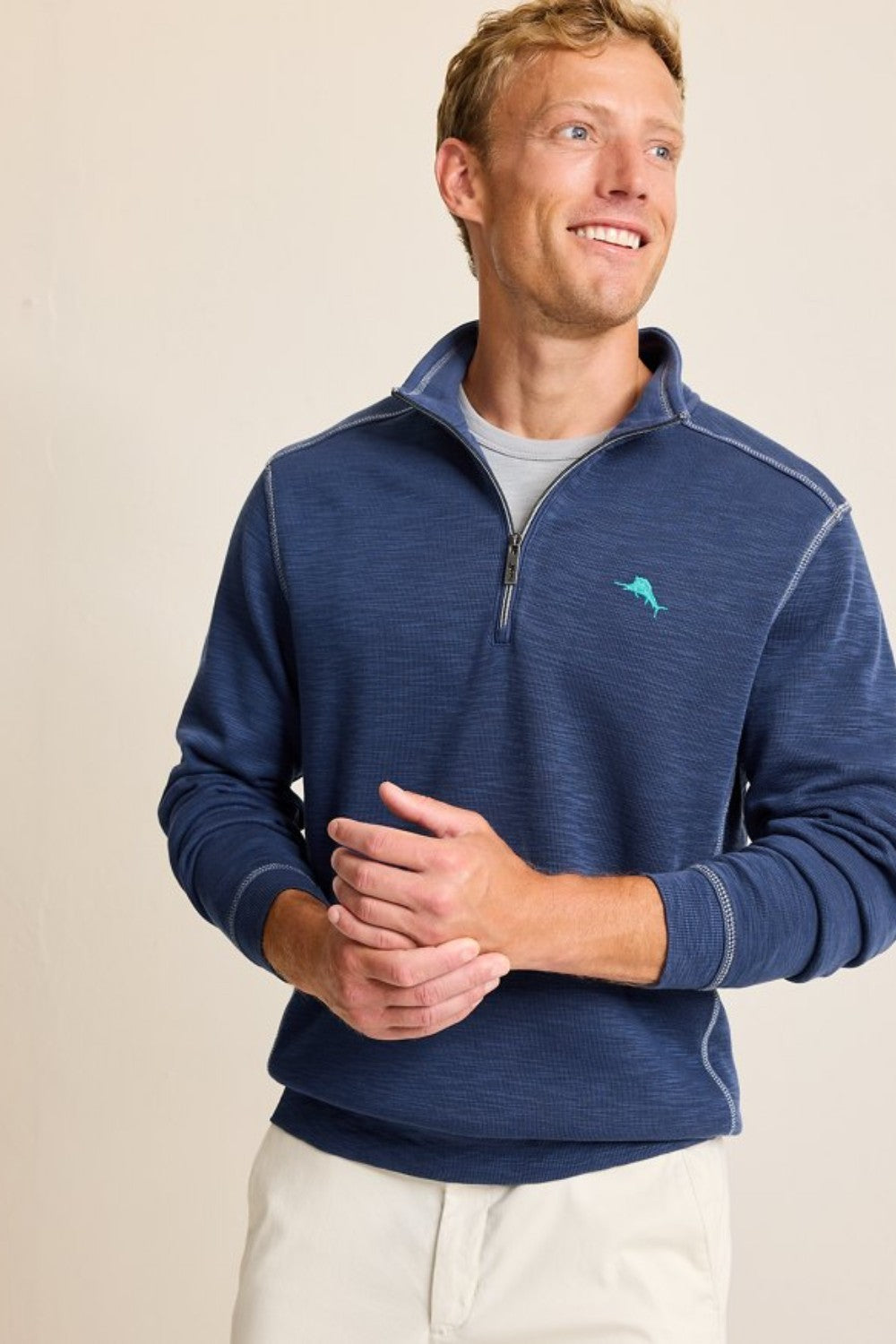 For sunset at the beach or an easy bonfire layer, look to this comfortable half-zip sweatshirt with a subtle faded wash and unique slubbed texture.