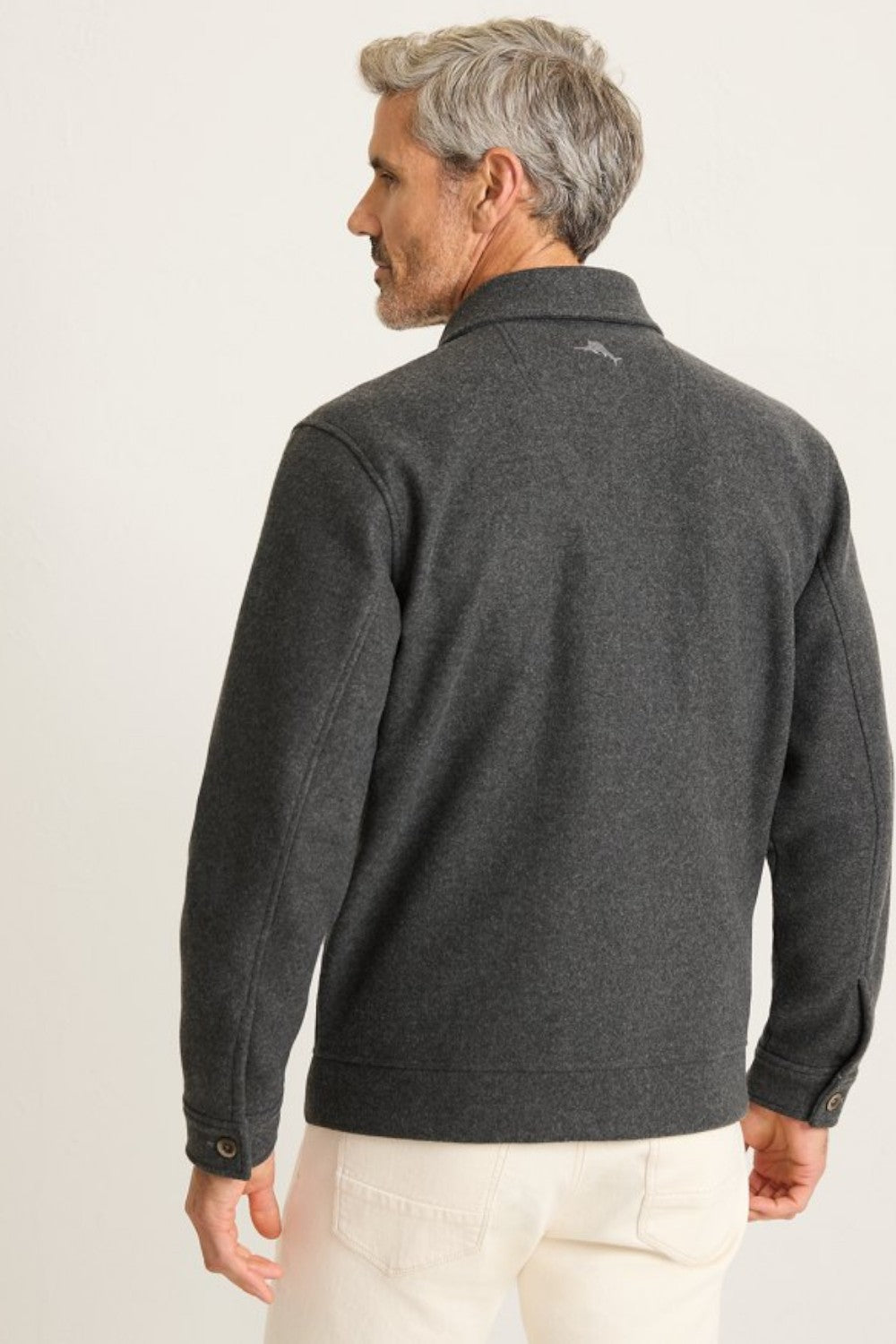 Thoughtfully designed with plenty of pocket space and elevated suede trim details, this polished CPO-style shirt jacket is an ideal third layer to help you stay warm and comfortable from brisk mornings to chilly evenings.