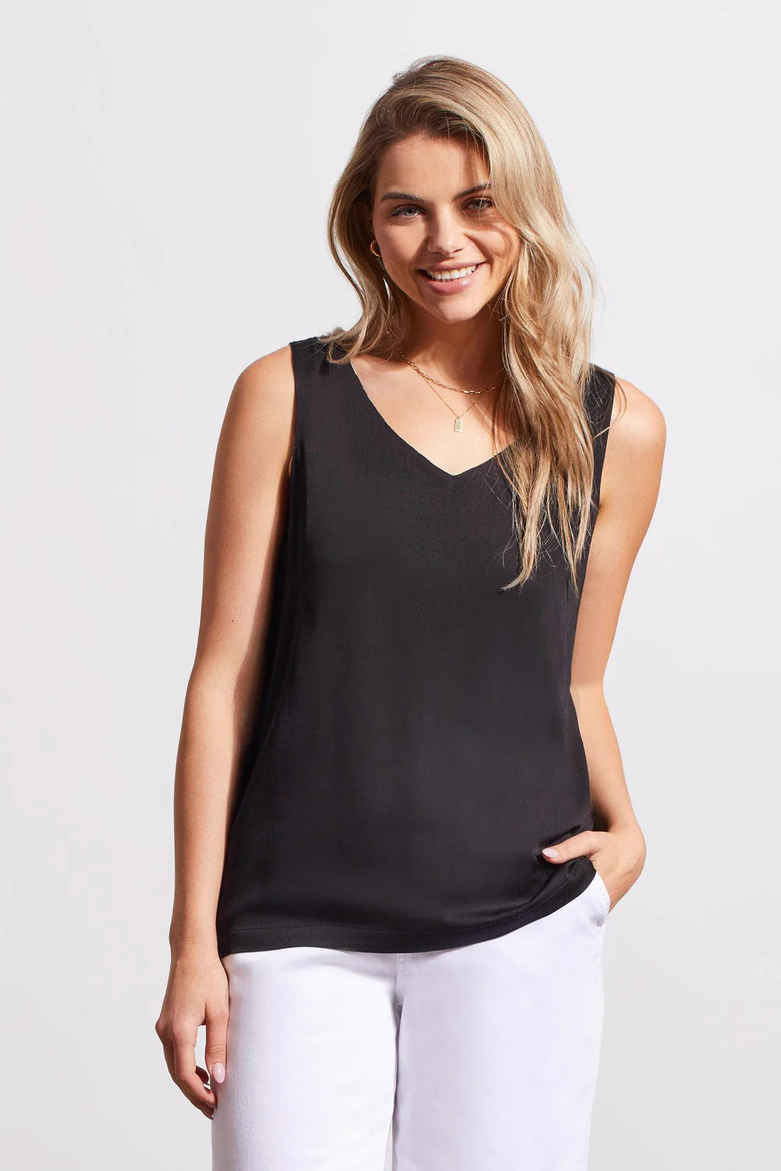 This V-neck cami is the style solution we've all been waiting for because it goes double duty as a reversible solid or print top, giving you endless options for getting dressed in the most fashionable way.