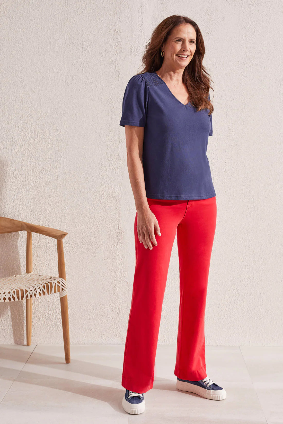 This short-sleeve top is your new closet staple thanks to comfy cotton slub fabric and special details that make it stand out from the crowd. 