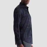 The Julian long-sleeved shirt is crafted from Comfort Stretch cotton and features a tonal floral print, a point collar, adjustable notched cuffs, and a curved hem.
