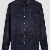 The Julian long-sleeved shirt is crafted from Comfort Stretch cotton and features a tonal floral print, a point collar, adjustable notched cuffs, and a curved hem.