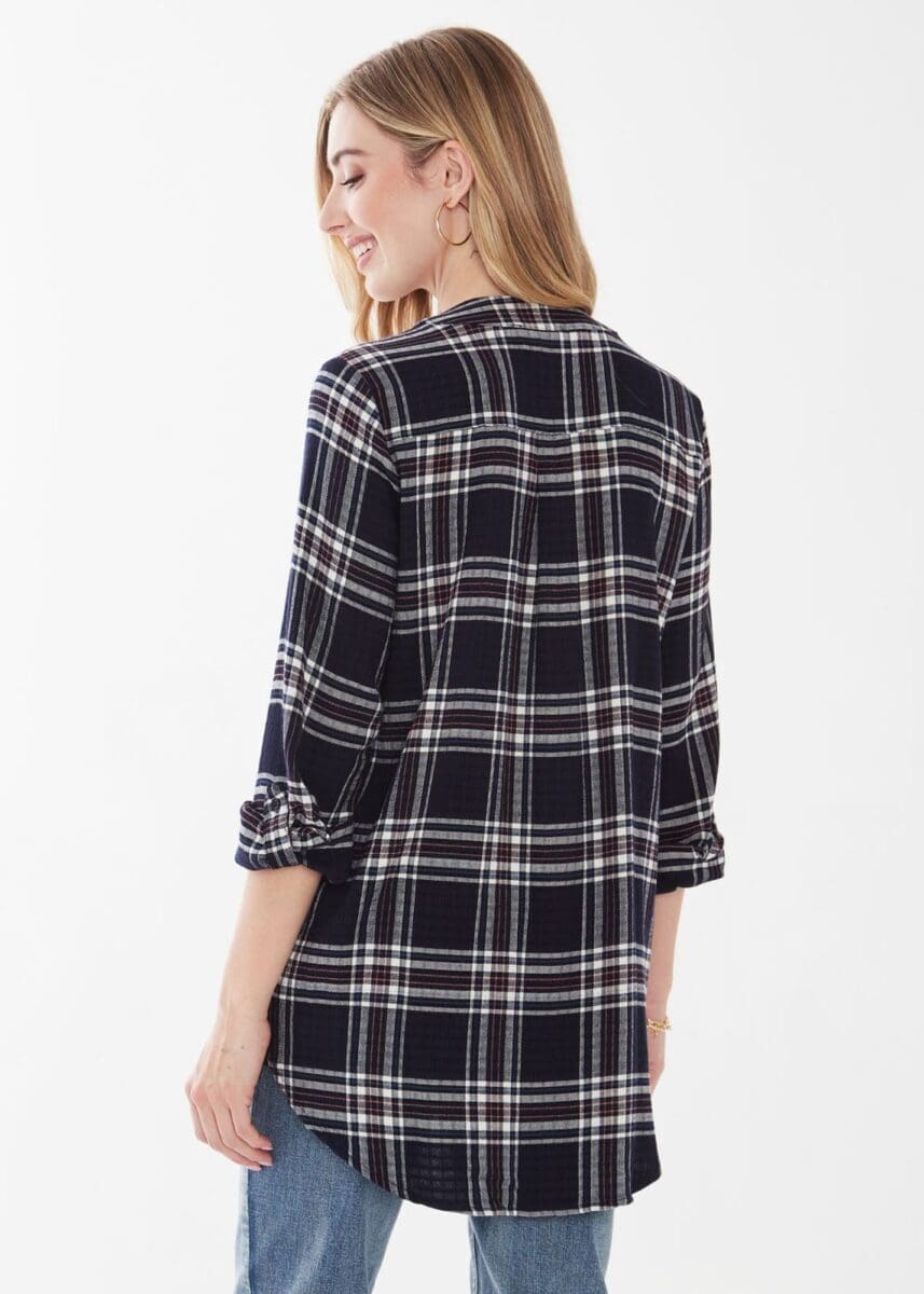 This FDJ Popover Check Textured Tunic will make you stand out in the crowd! 