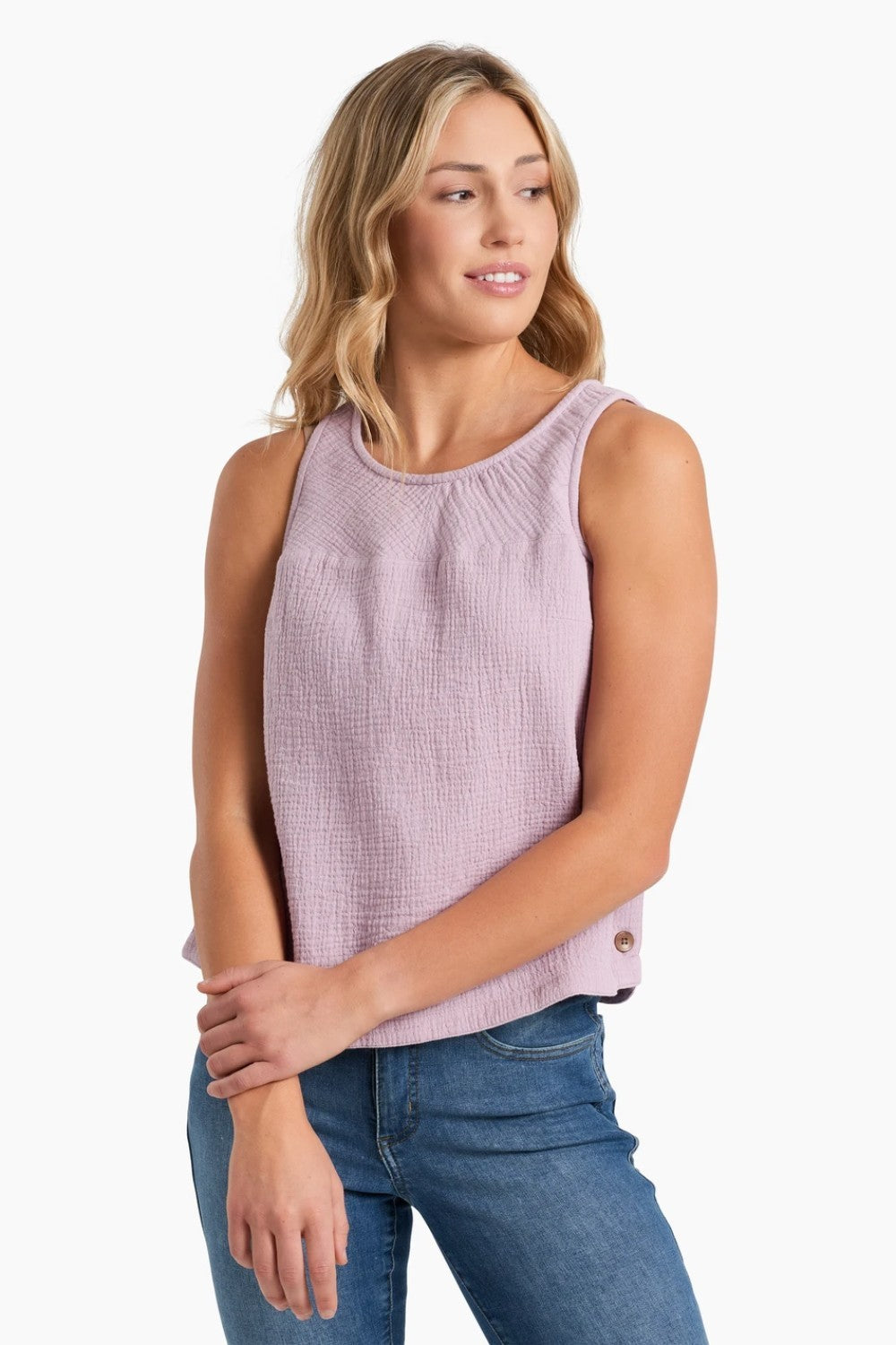 Cut from soft, breathable 100% Organic Cotton, the KLOVER™ is your grab-and-go summer tank. Subtle style details like flattering yoke seams and button-up hem slits combine for a casual summer style that pairs with anything. With a relaxed feel, this KLOVER™ is bound to bring some good luck!