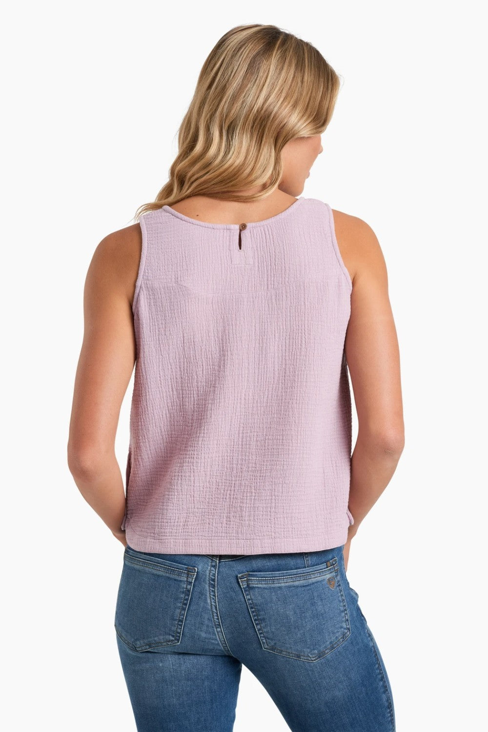 Cut from soft, breathable 100% Organic Cotton, the KLOVER™ is your grab-and-go summer tank. Subtle style details like flattering yoke seams and button-up hem slits combine for a casual summer style that pairs with anything. With a relaxed feel, this KLOVER™ is bound to bring some good luck!