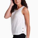 Cut from soft, breathable 100% Organic Cotton, the KLOVER is your grab-and-go summer tank. Subtle style details like flattering yoke seams and button-up hem slits combine for a casual summer style that pairs with anything. With a relaxed feel, this KLOVER™ is bound to bring some good luck!