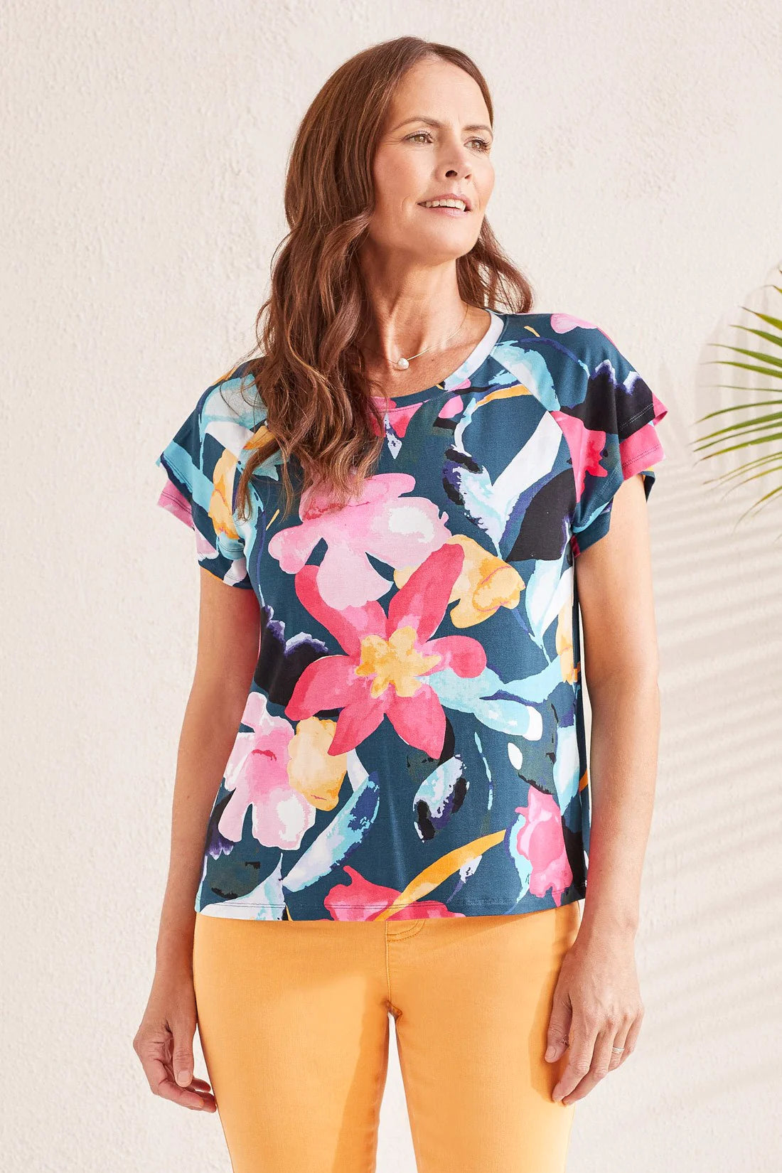 Women's Tops & Blouses – Broderick's Clothing Co.