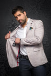 Blazer Fashionable and stretchy for men. Stand out with our sophisticated details and patterned lining.