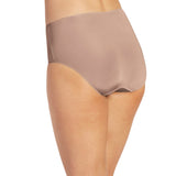 Jockey Hip Brief (Light) has squared-off legs for full-coverage while our unique leg binding helps eliminate panty lines.